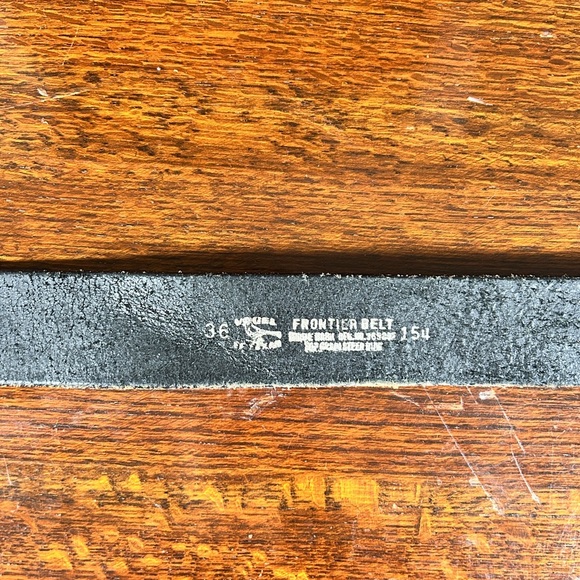 FRONTIER top grain steerhide Western Rugged Heavy Duty Gun Embossed Black Belt - Picture 8 of 9